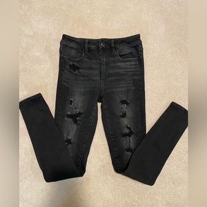 American Eagle Outfitters Super Stretch distressed jegging size 6 long, black